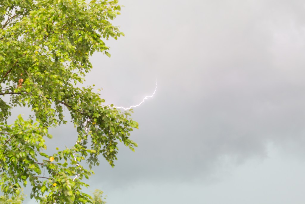 May weather – early morning rain, thunder, and lightning
